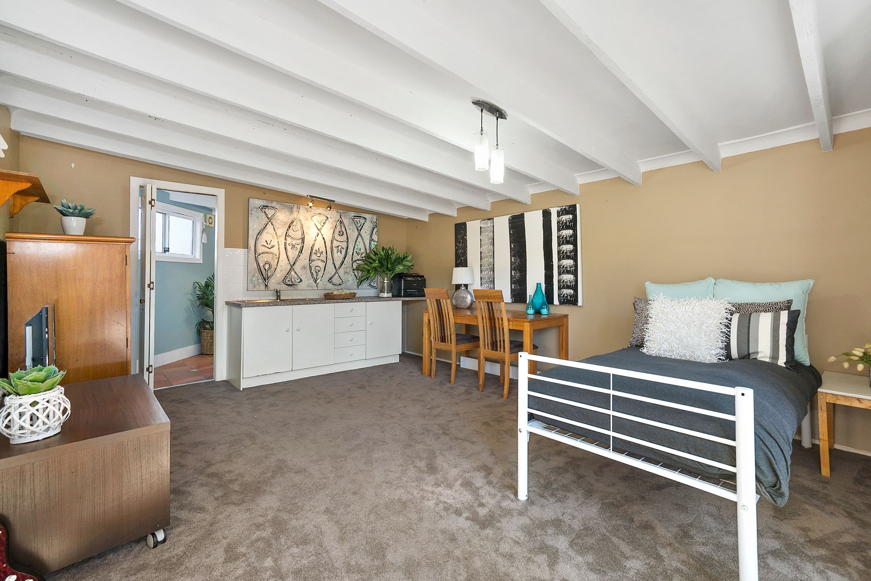 11 Virginia Place, Forestville - Thumbnail 5
