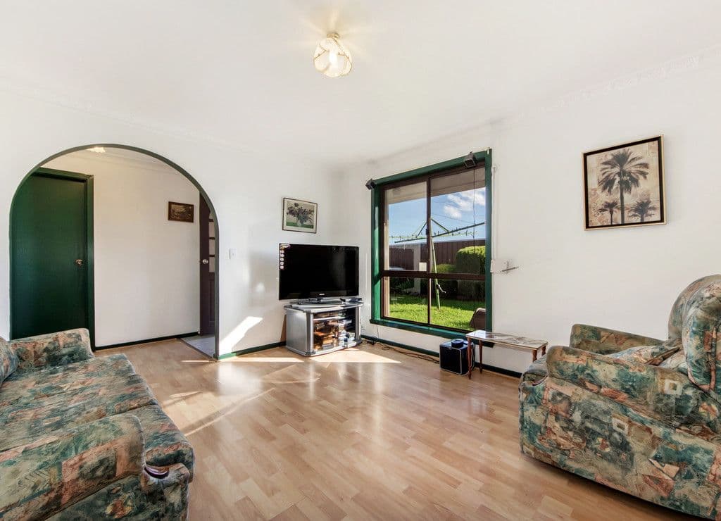 14 Gladstone Street, St Albans VIC 3021, St Albans - Thumbnail 2