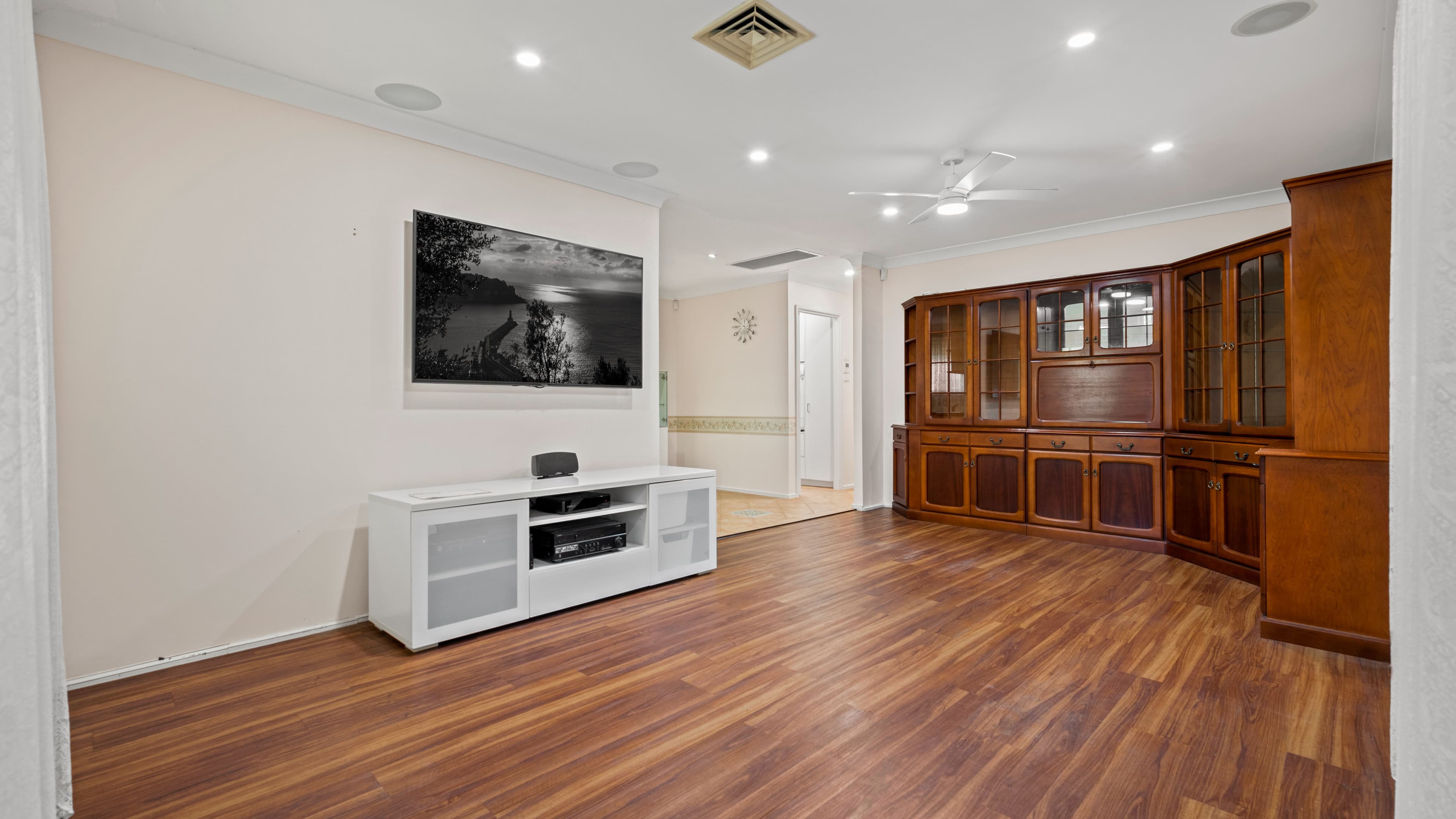 3/209 Harrow Road, Glenfield NSW 2167, Glenfield - Thumbnail 3