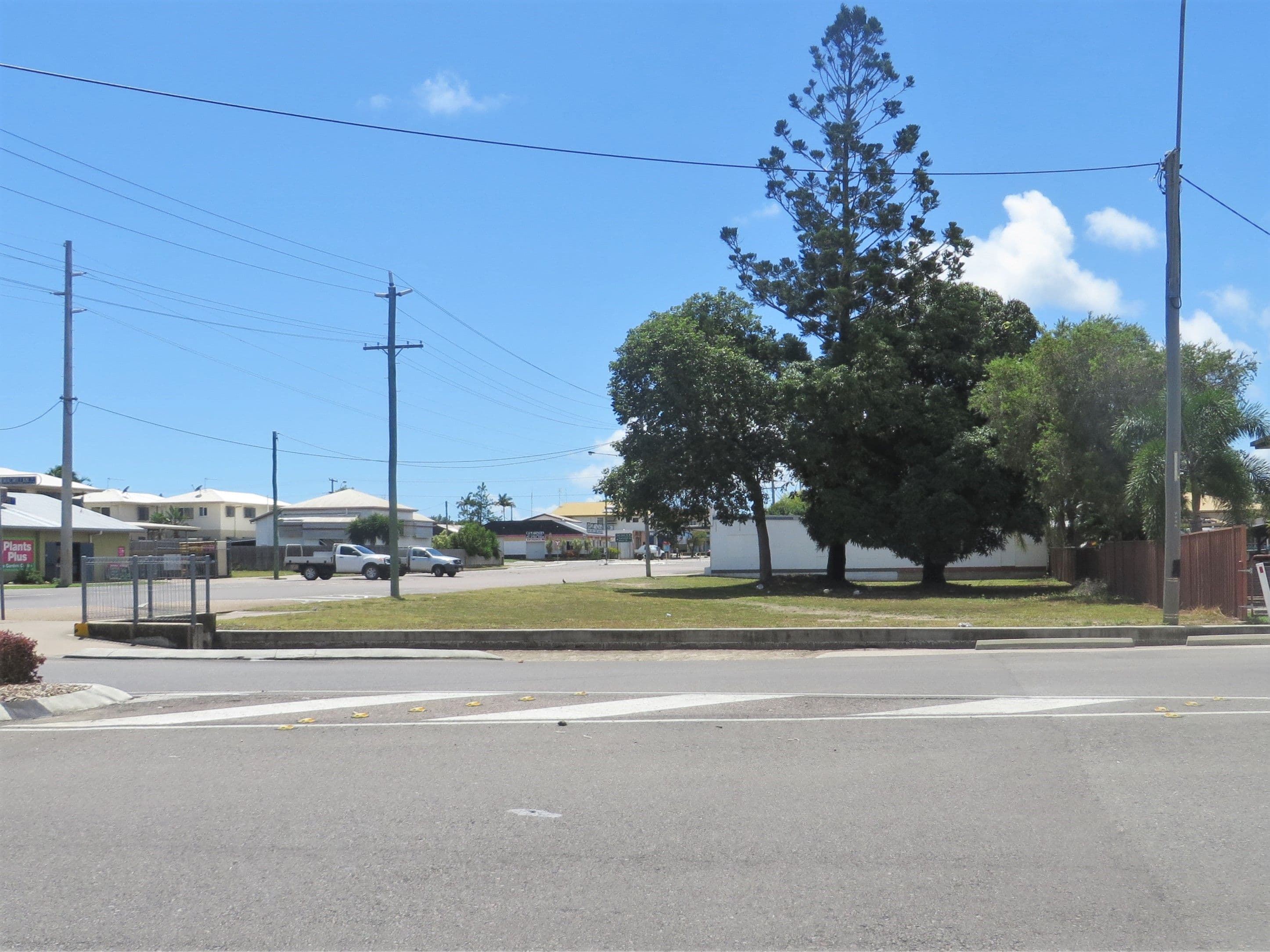 42 Macmillan Street, Ayr QLD 4807, Ayr - Thumbnail 3