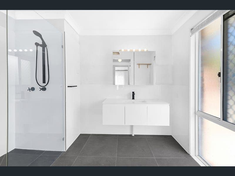 37 Michelmore Road, Carrara QLD 4211, Carrara - Thumbnail 5