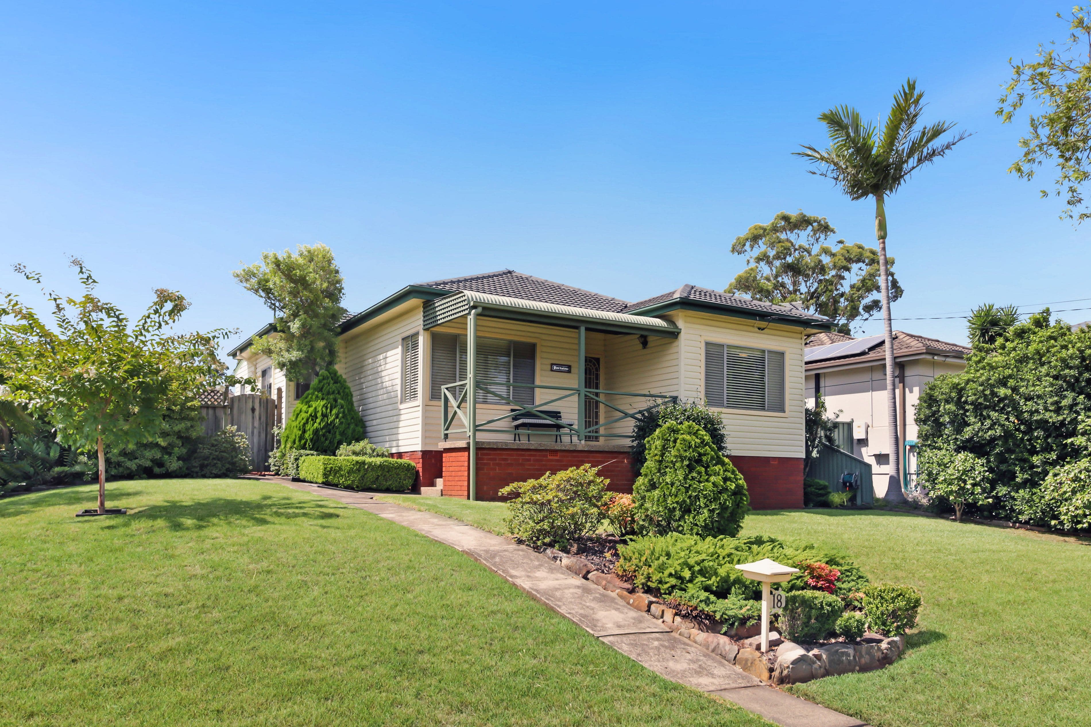 18 Sturt Avenue, Georges Hall - Image 1