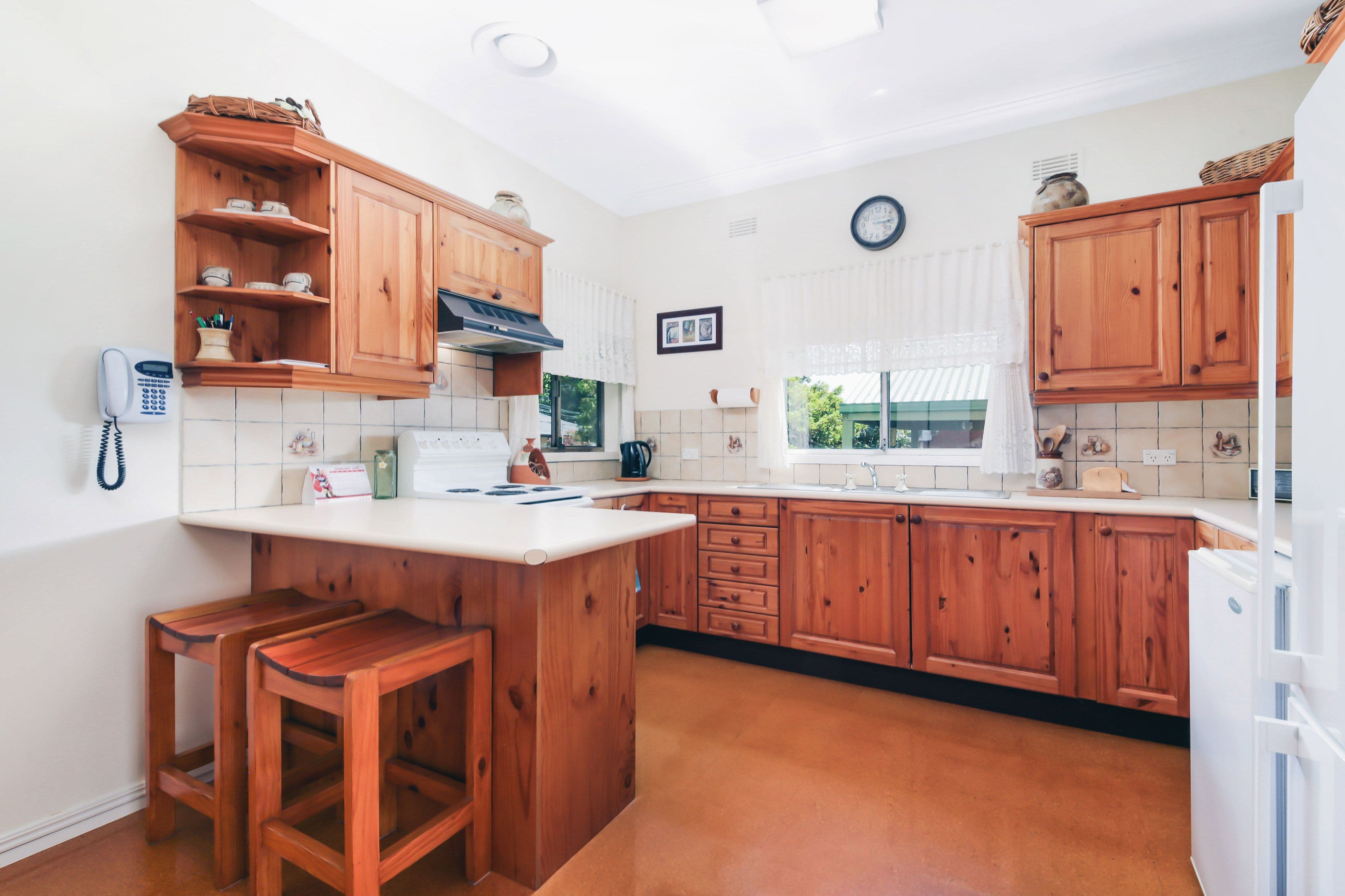 18 Sturt Avenue, Georges Hall - Thumbnail 4