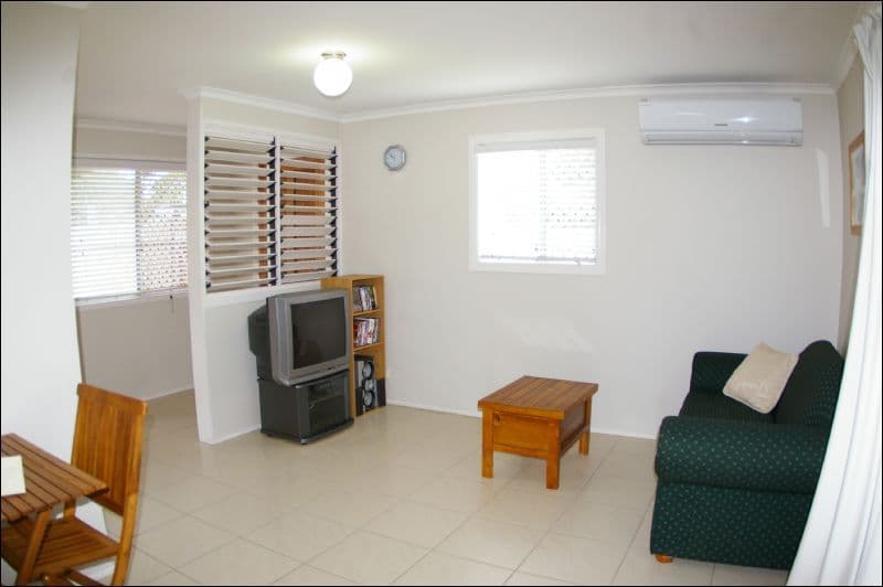 35 Beaufort Place, DECEPTION BAY QLD 4508, Deception Bay - Thumbnail 4