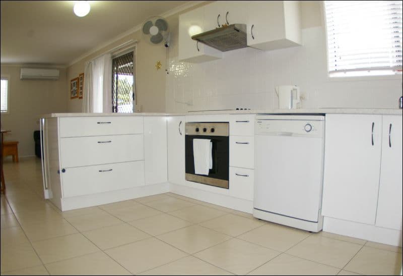 35 Beaufort Place, DECEPTION BAY QLD 4508, Deception Bay - Thumbnail 5