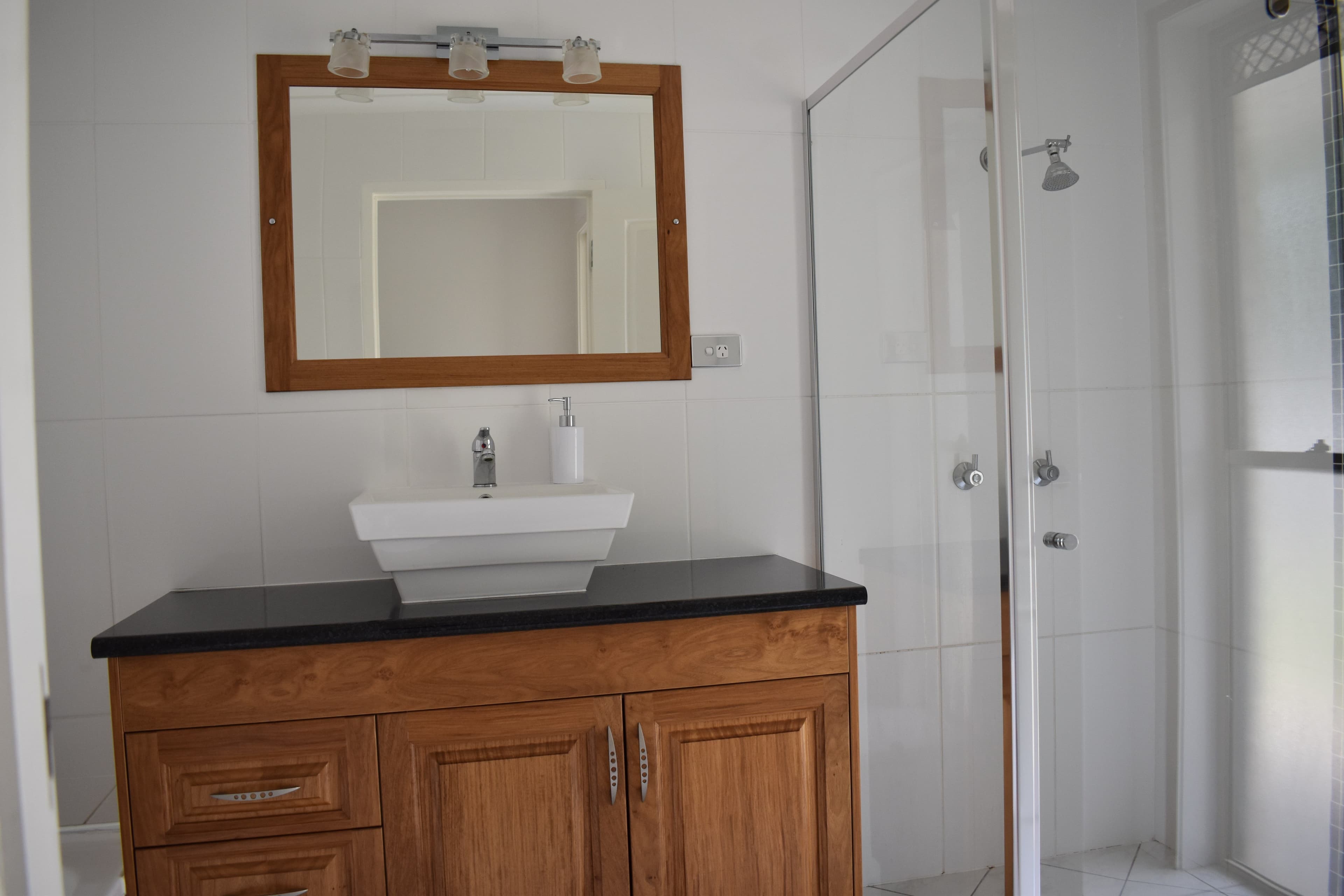11 Cominos Street, Emerald QLD 4720, Emerald - Thumbnail 6