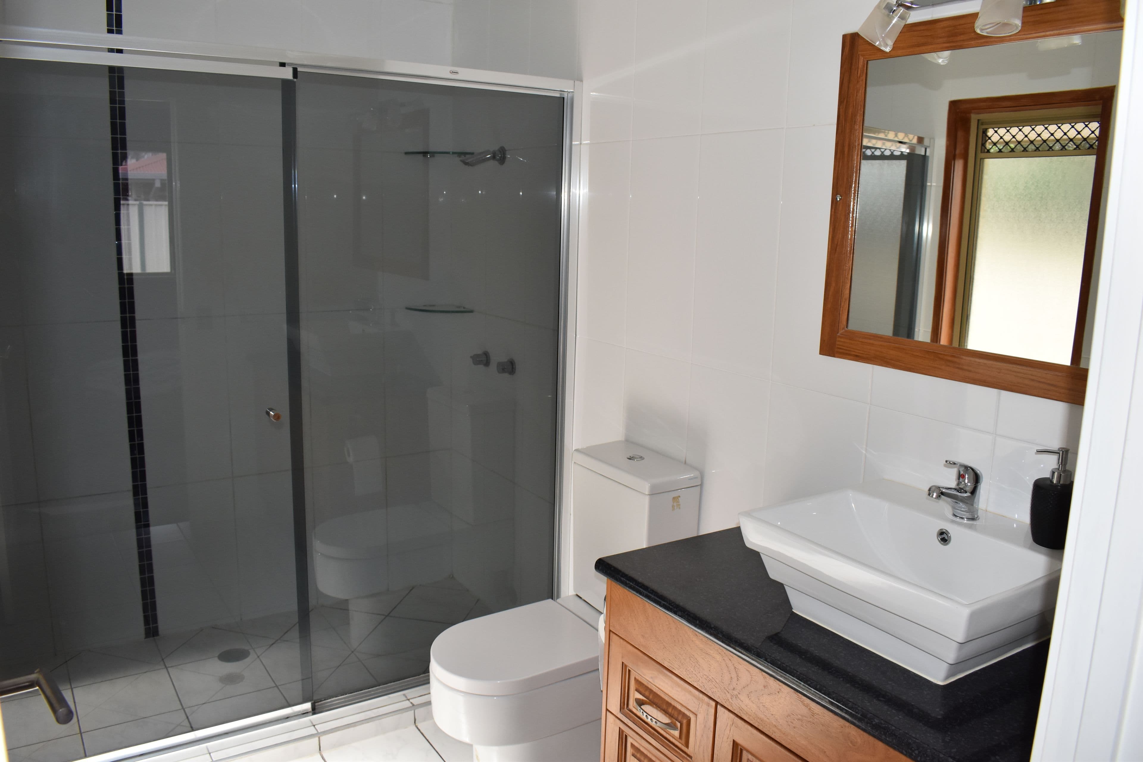 11 Cominos Street, Emerald QLD 4720, Emerald - Thumbnail 7