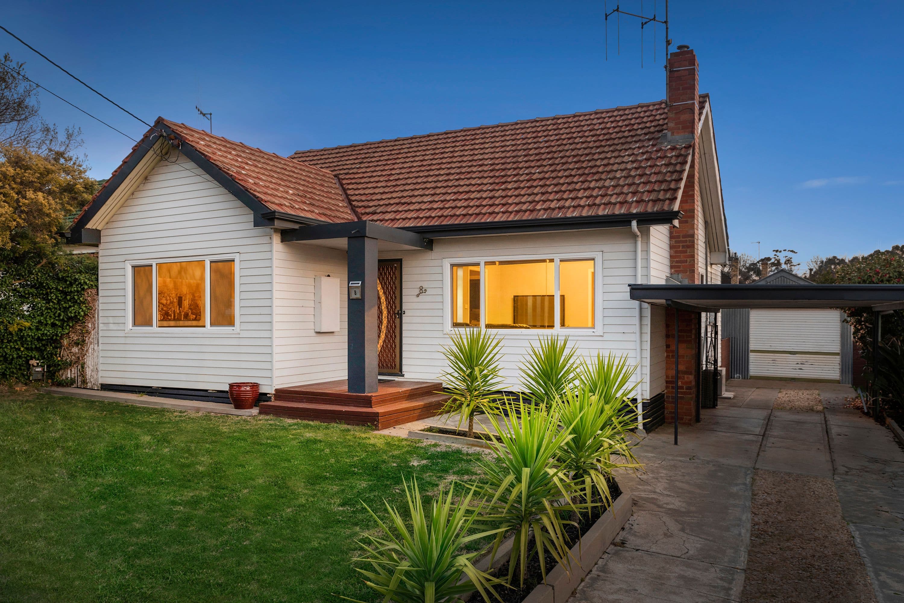 8 Graham Street, Kangaroo Flat VIC 3555, Kangaroo Flat - Image 1