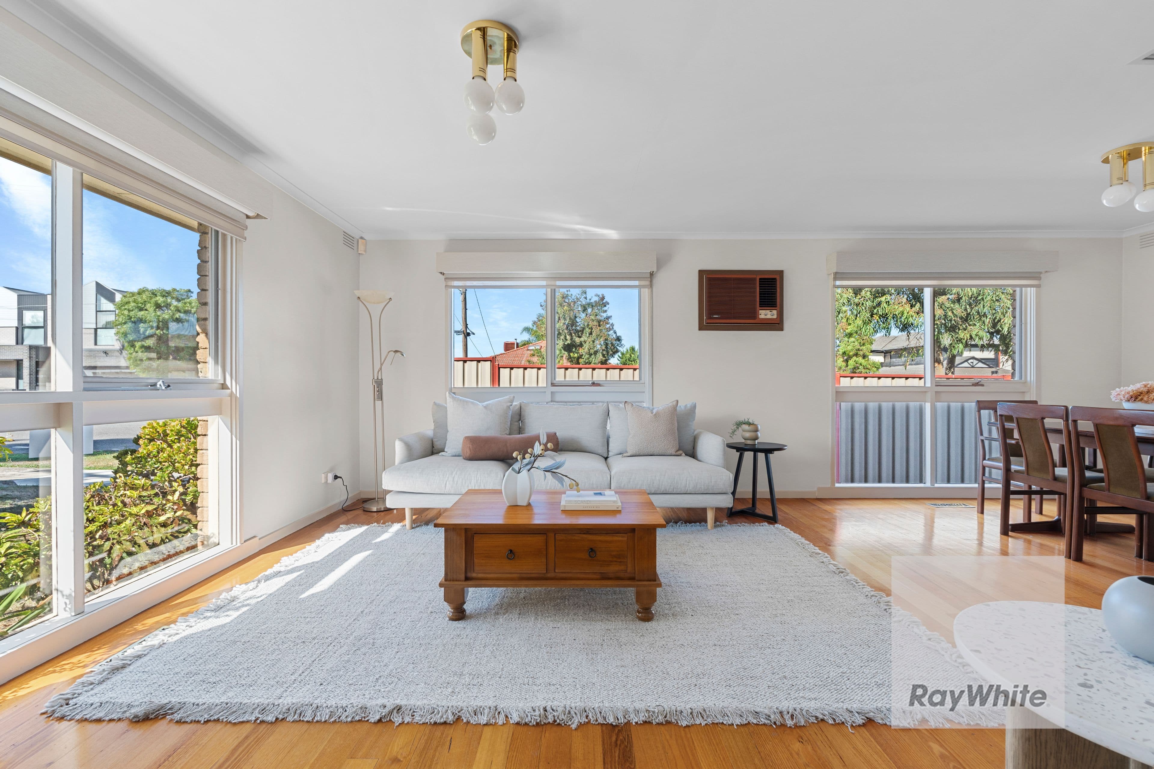 14 Taunton Drive, Bundoora VIC 3083, Bundoora - Thumbnail 2