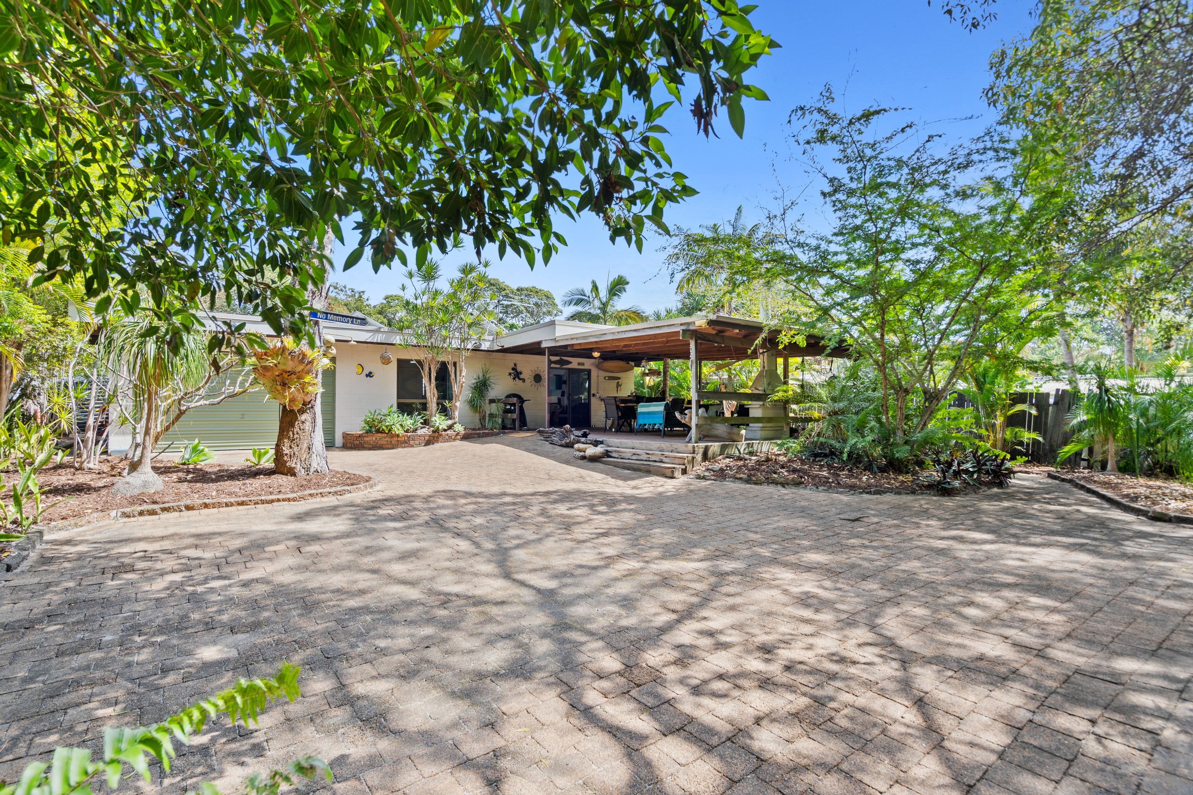 12 Goondool Street, Kooringal QLD 4025, Kooringal - Thumbnail 2