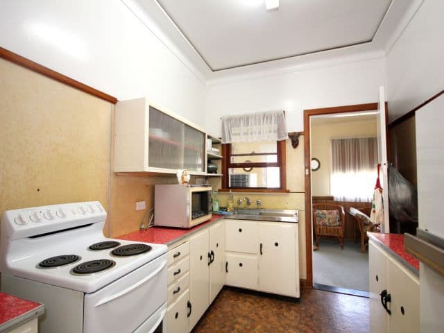 41 Esme Avenue, CHESTER HILL NSW 2162, Chester Hill - Thumbnail 3