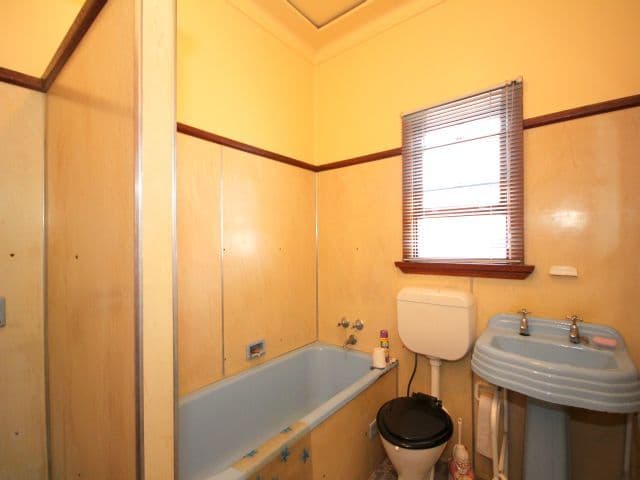41 Esme Avenue, CHESTER HILL NSW 2162, Chester Hill - Thumbnail 7