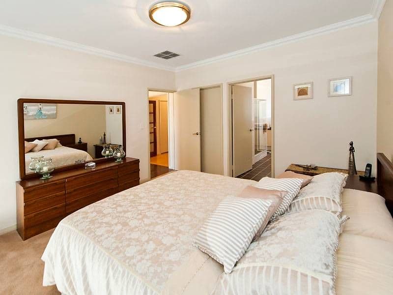 4 Bramley Drive, CANNING VALE WA 6155, Canning Vale - Thumbnail 8