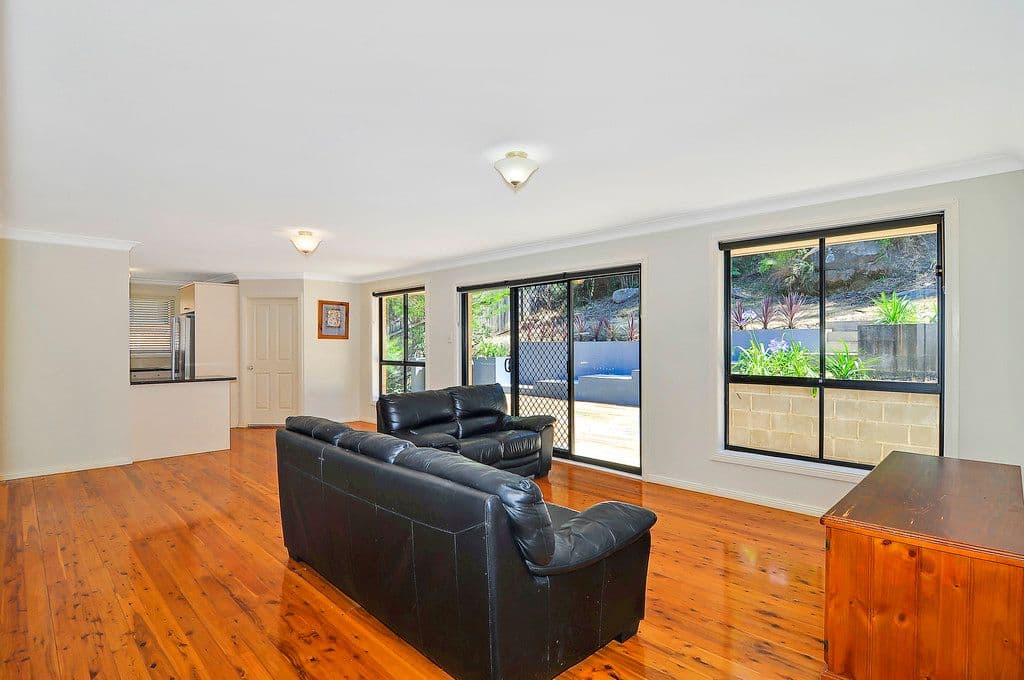 6 Ashleigh Madison Way, MOUNT COLAH NSW 2079, Mount Colah - Thumbnail 4