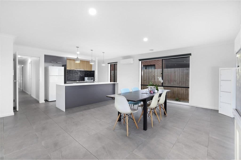 7 Casabene Drive, Tarneit VIC 3029, Tarneit - Thumbnail 6