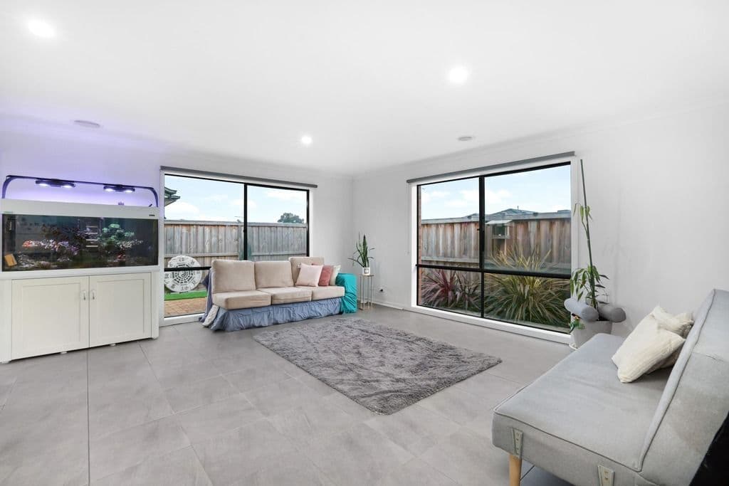 7 Casabene Drive, Tarneit VIC 3029, Tarneit - Thumbnail 8