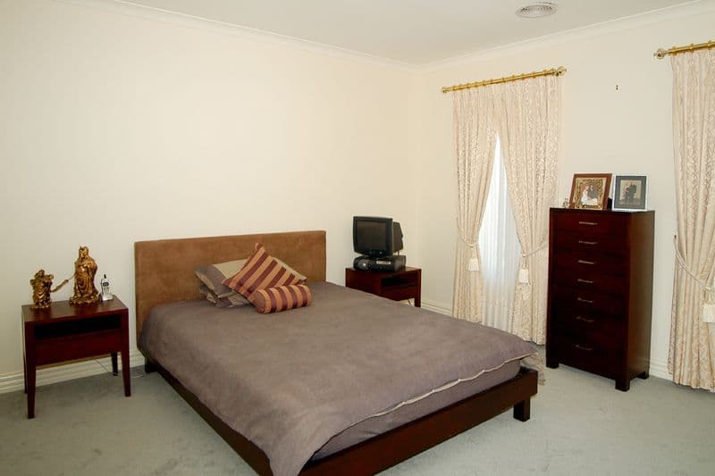 20 Capri Close, SOUTH MORANG VIC 3752, South Morang - Thumbnail 5
