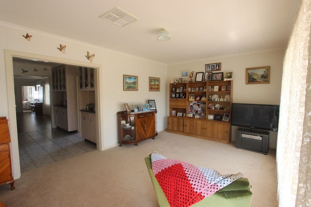 27A Regent Avenue, MOUNT PLEASANT, Mount Pleasant - Thumbnail 2