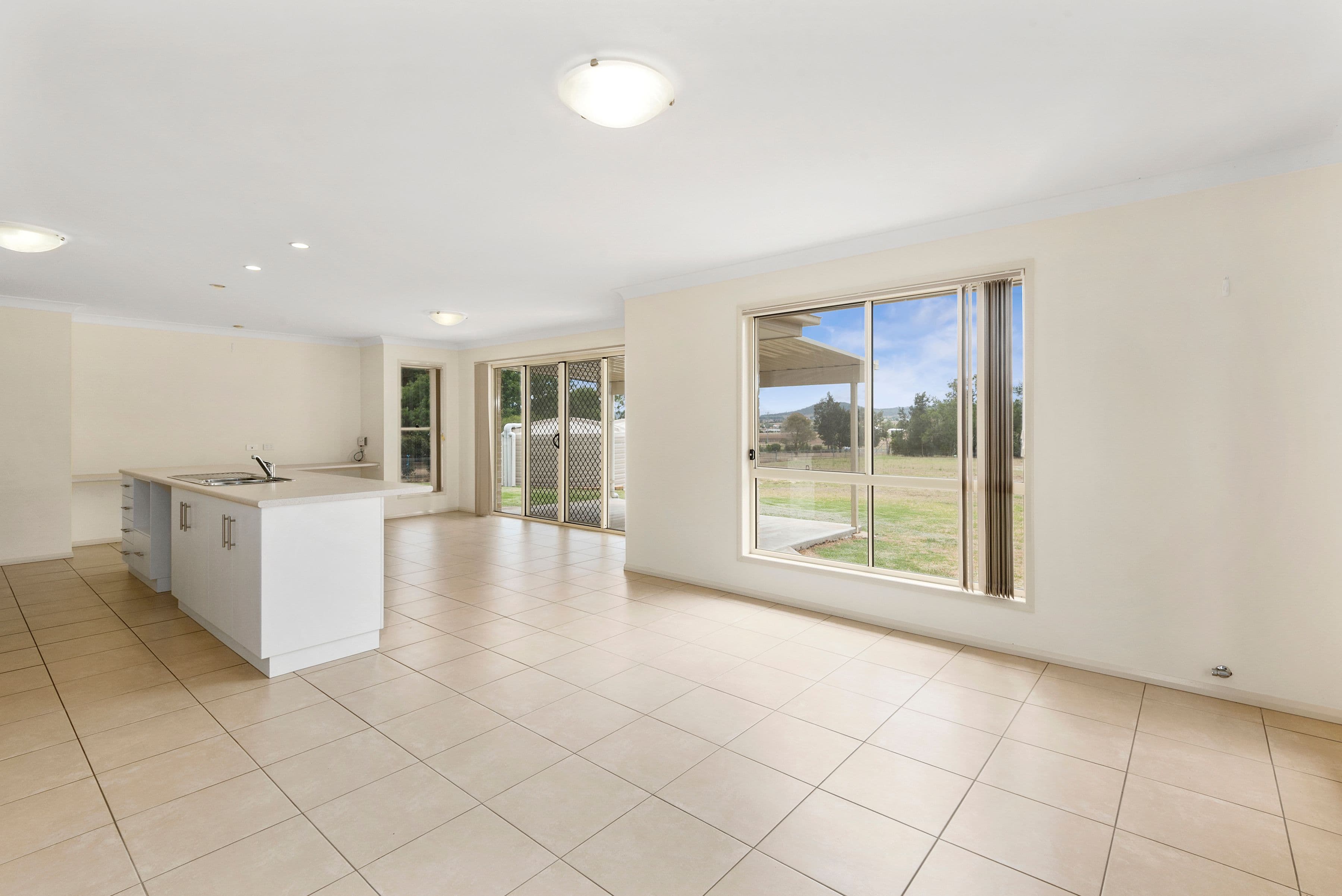 17 Hodgson Street, East Greenmount QLD 4359, East Greenmount - Thumbnail 4
