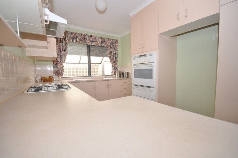 18 Browne Circuit, CRAIGMORE SA 5114, Craigmore - Thumbnail 6