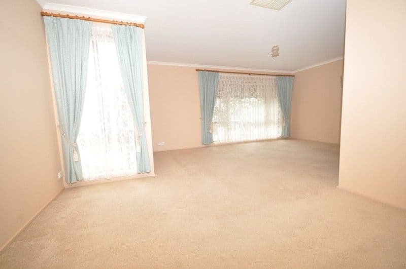 18 Browne Circuit, CRAIGMORE SA 5114, Craigmore - Thumbnail 8