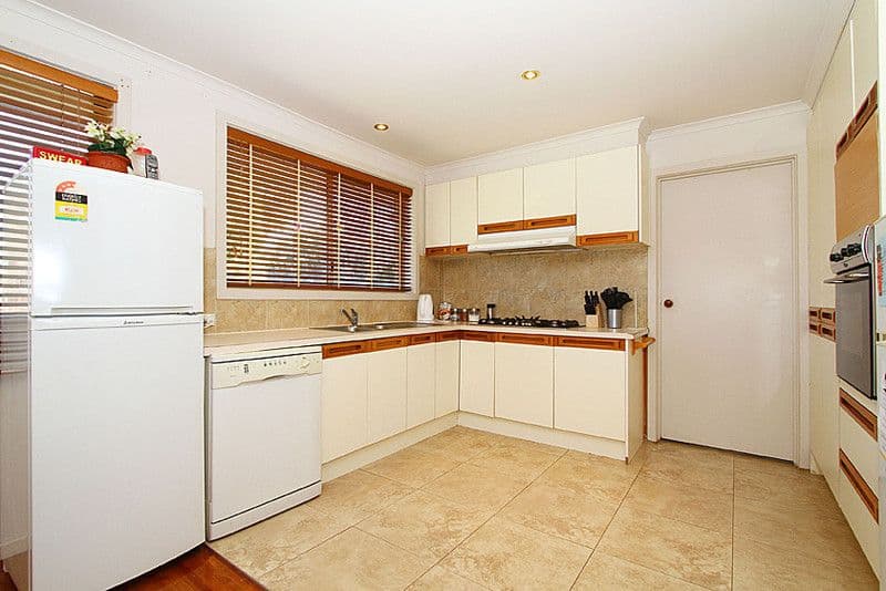 51 Centenary Drive, MILL PARK VIC 3082, Mill Park - Thumbnail 2