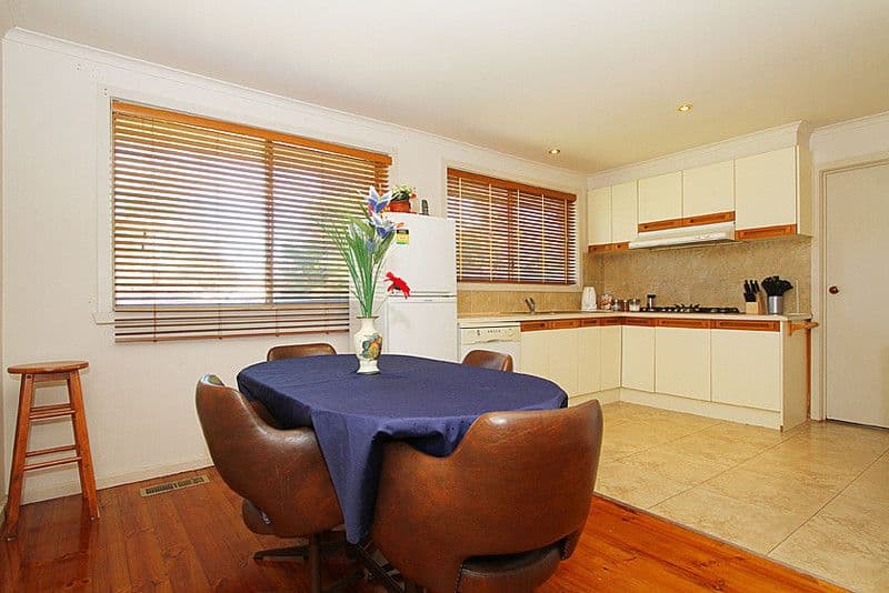 51 Centenary Drive, MILL PARK VIC 3082, Mill Park - Thumbnail 3