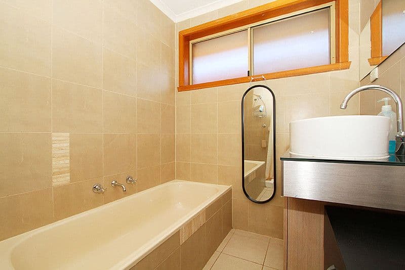 51 Centenary Drive, MILL PARK VIC 3082, Mill Park - Thumbnail 7