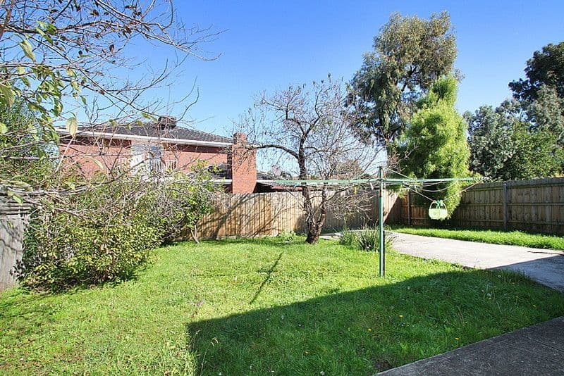 51 Centenary Drive, MILL PARK VIC 3082, Mill Park - Thumbnail 8