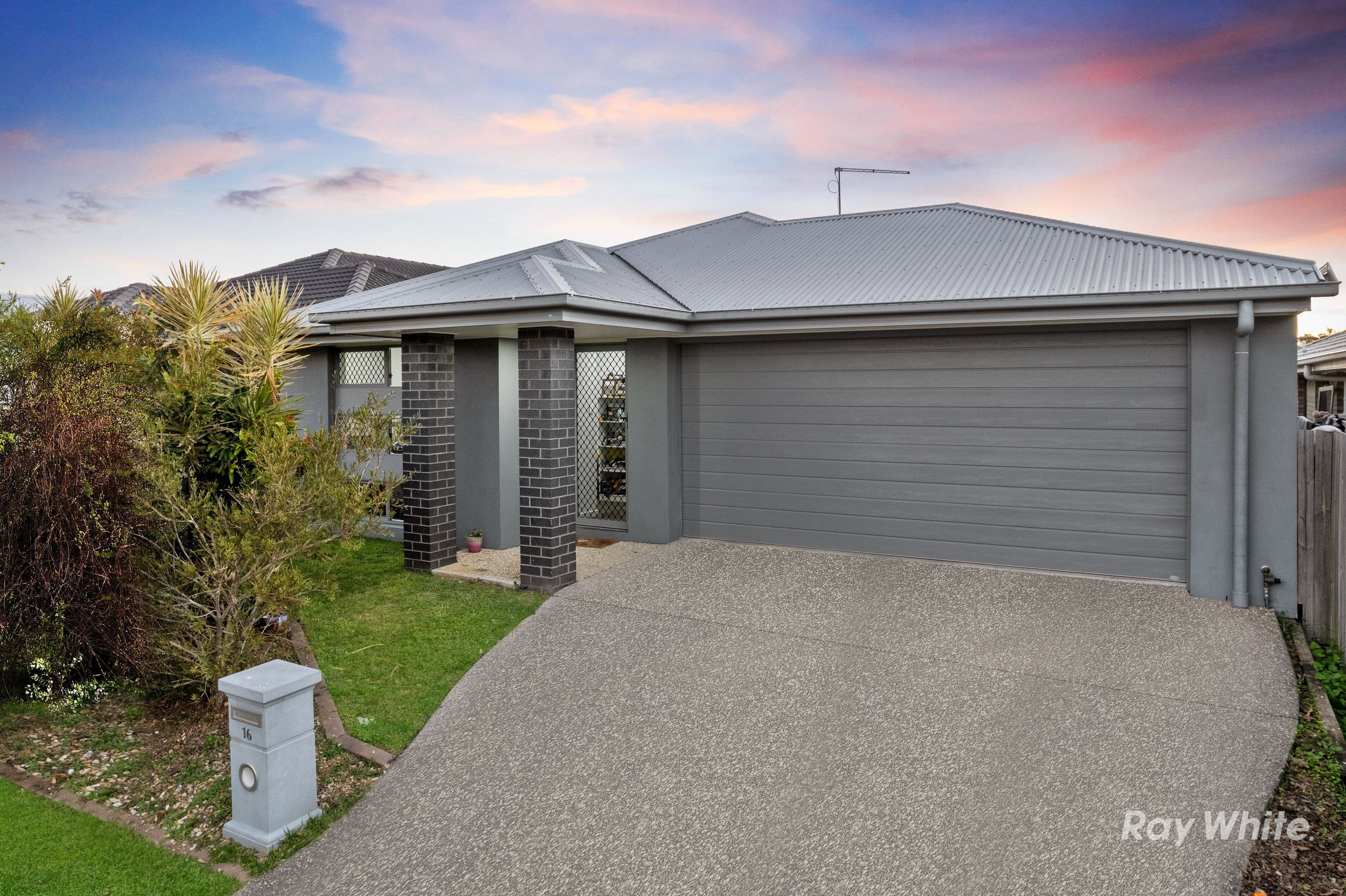 16 Bluestone Drive, Logan Reserve QLD 4133, Logan Reserve - Thumbnail 2