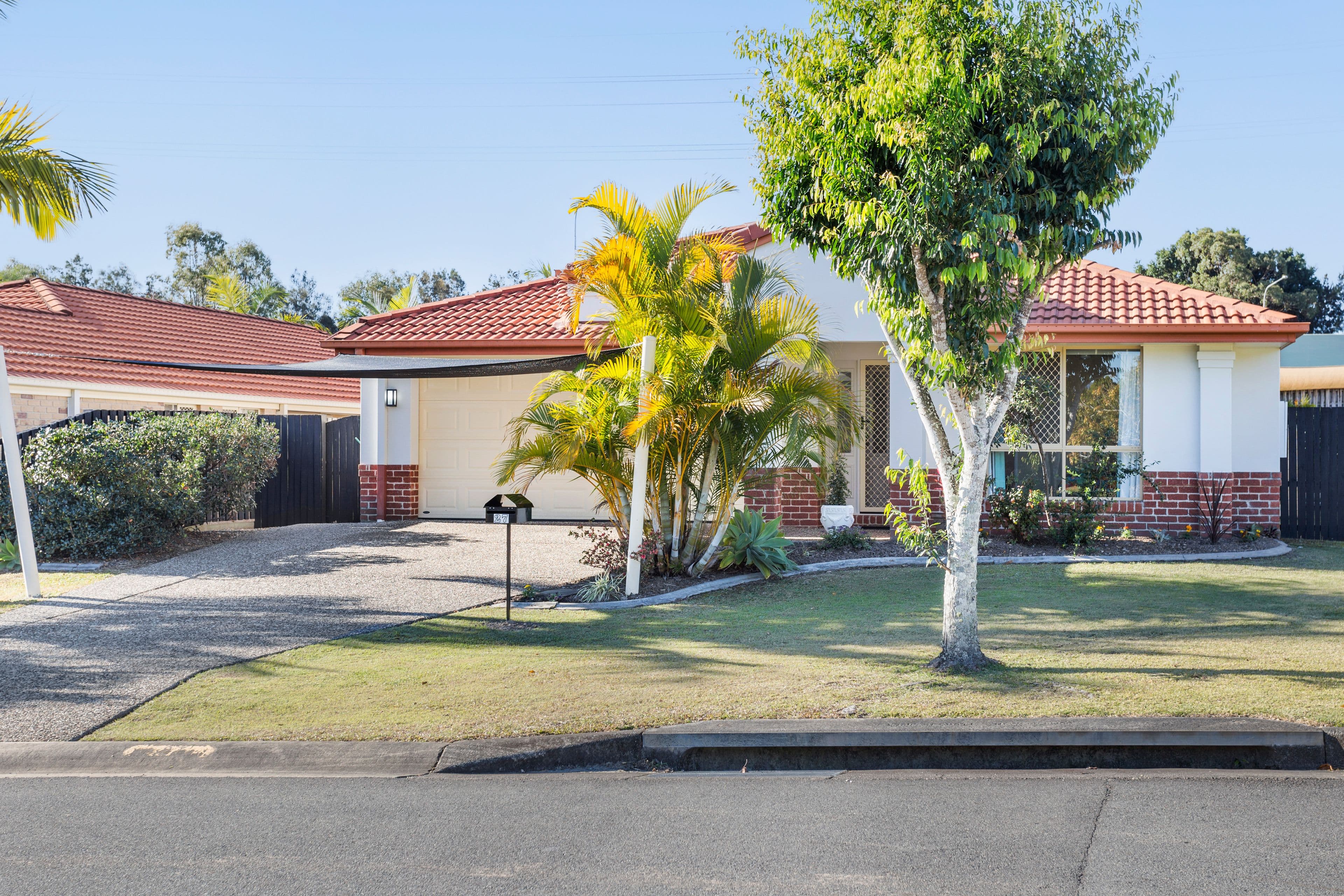 27 Madeline Street, Mudgeeraba QLD 4213, Mudgeeraba - Thumbnail 2