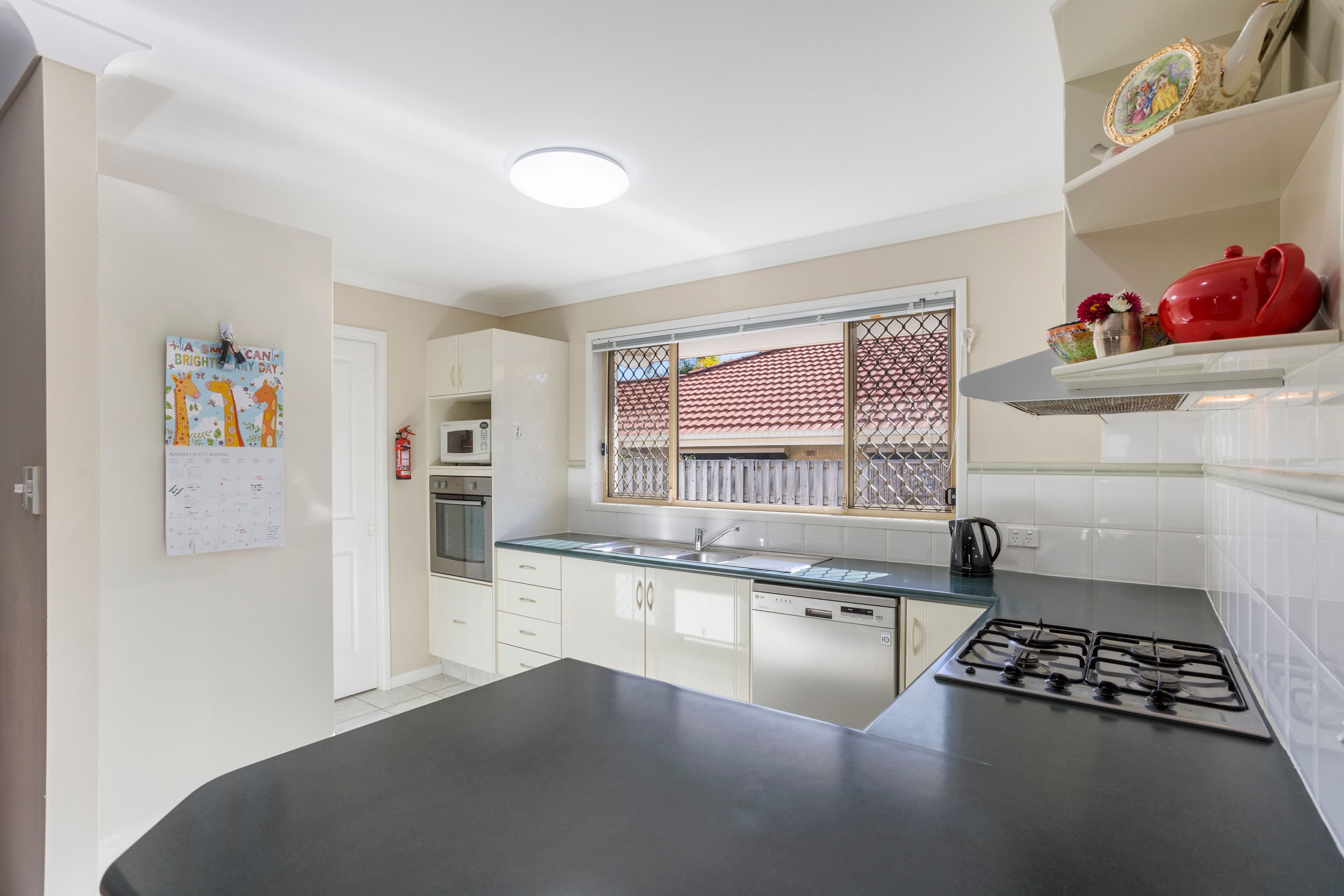 27 Madeline Street, Mudgeeraba QLD 4213, Mudgeeraba - Thumbnail 4