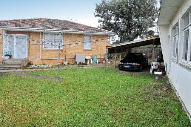 38 Charlton Crescent, RESERVOIR VIC 3073, Reservoir - Thumbnail 5