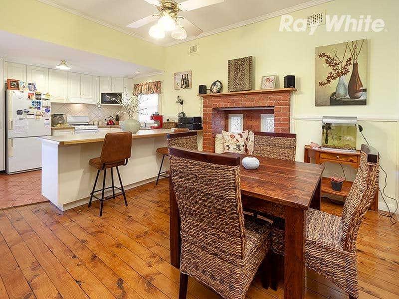 18 Burnley Street, WODONGA VIC 3690, Wodonga - Thumbnail 2