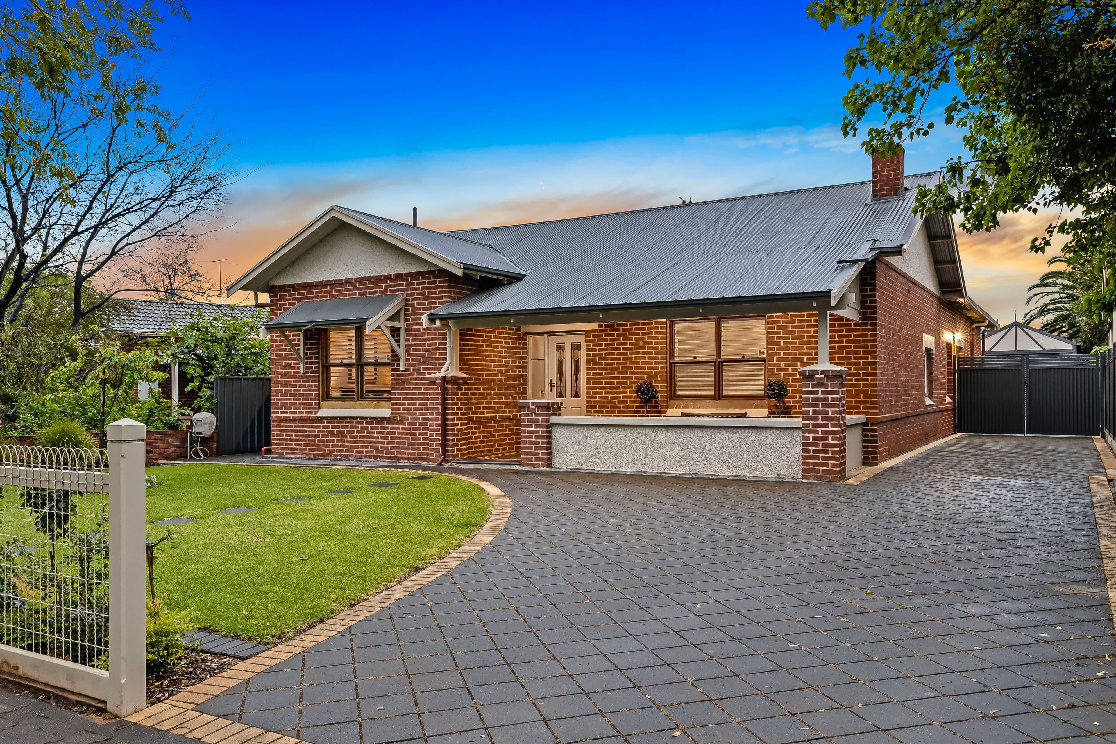 27 Salisbury Crescent, Colonel Light Gardens SA 5041, Colonel Light Gardens - Thumbnail 2