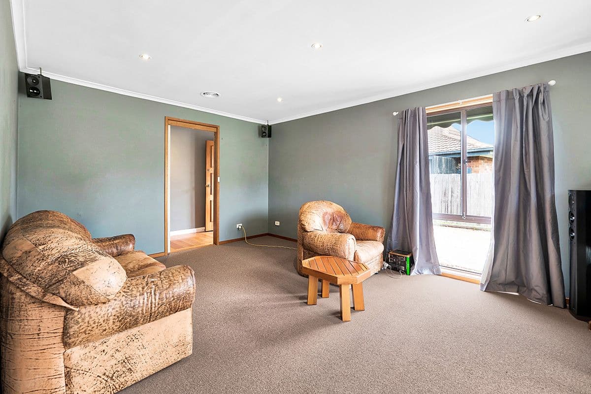 27 Blaxland Avenue, Cranbourne North VIC 3977, Cranbourne North - Thumbnail 5