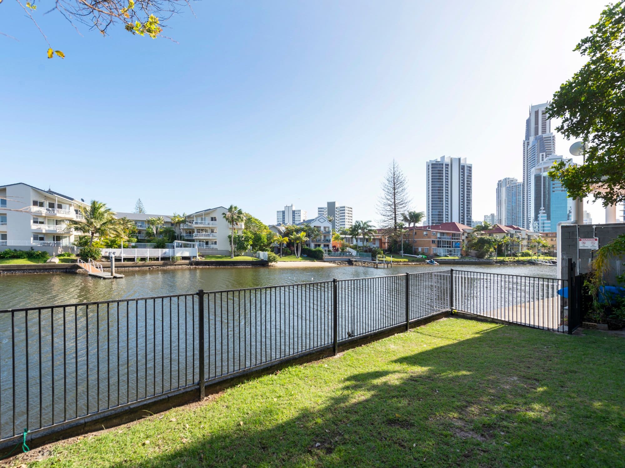 14 Paradise Island, Surfers Paradise QLD 4217, Surfers Paradise - Thumbnail 2