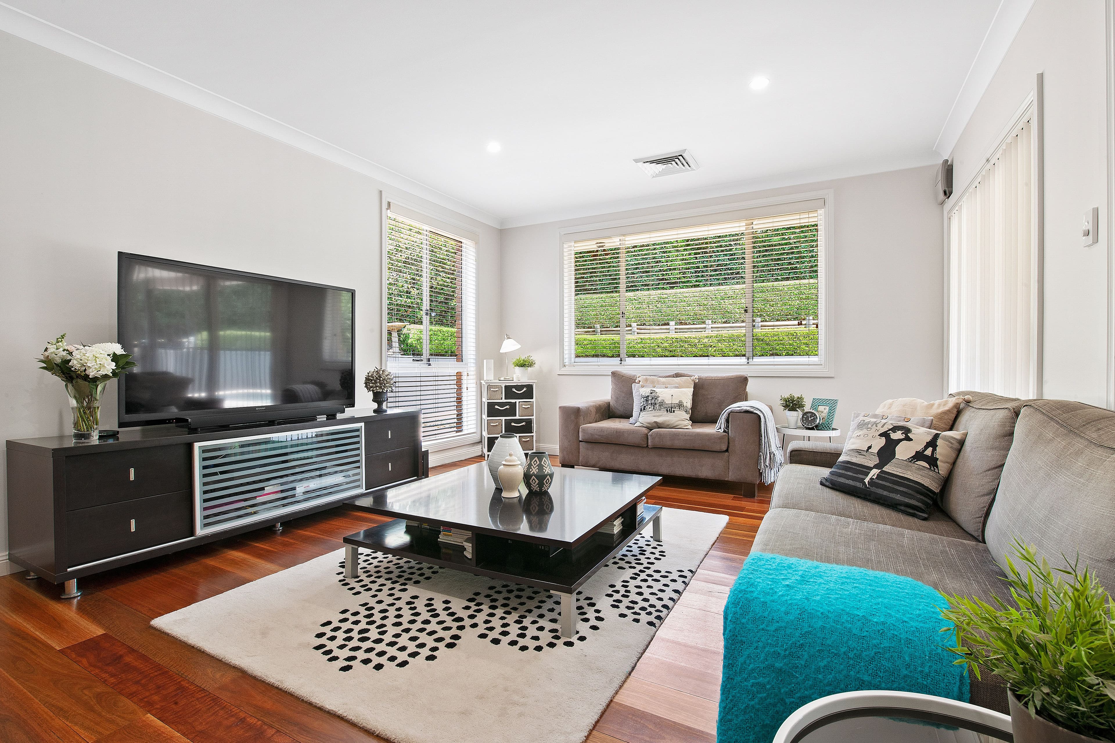 45 Anne William Drive, West Pennant Hills - Thumbnail 2