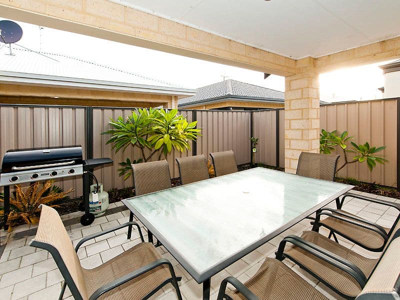 5 Macmillan Boulevard, CANNING VALE WA 6155, Canning Vale - Thumbnail 2