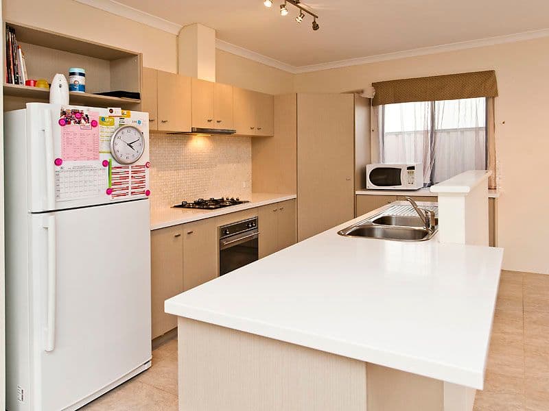5 Macmillan Boulevard, CANNING VALE WA 6155, Canning Vale - Thumbnail 4