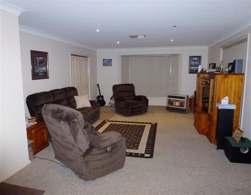 6 Hawkesbury Close, DUBBO NSW 2830, Dubbo - Thumbnail 4