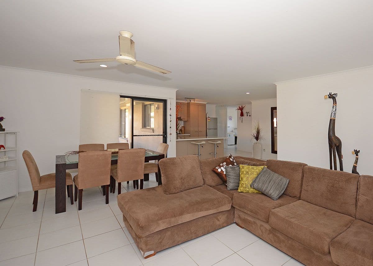 58 Emerald Park Way, URANGAN QLD 4655, Urangan - Thumbnail 4