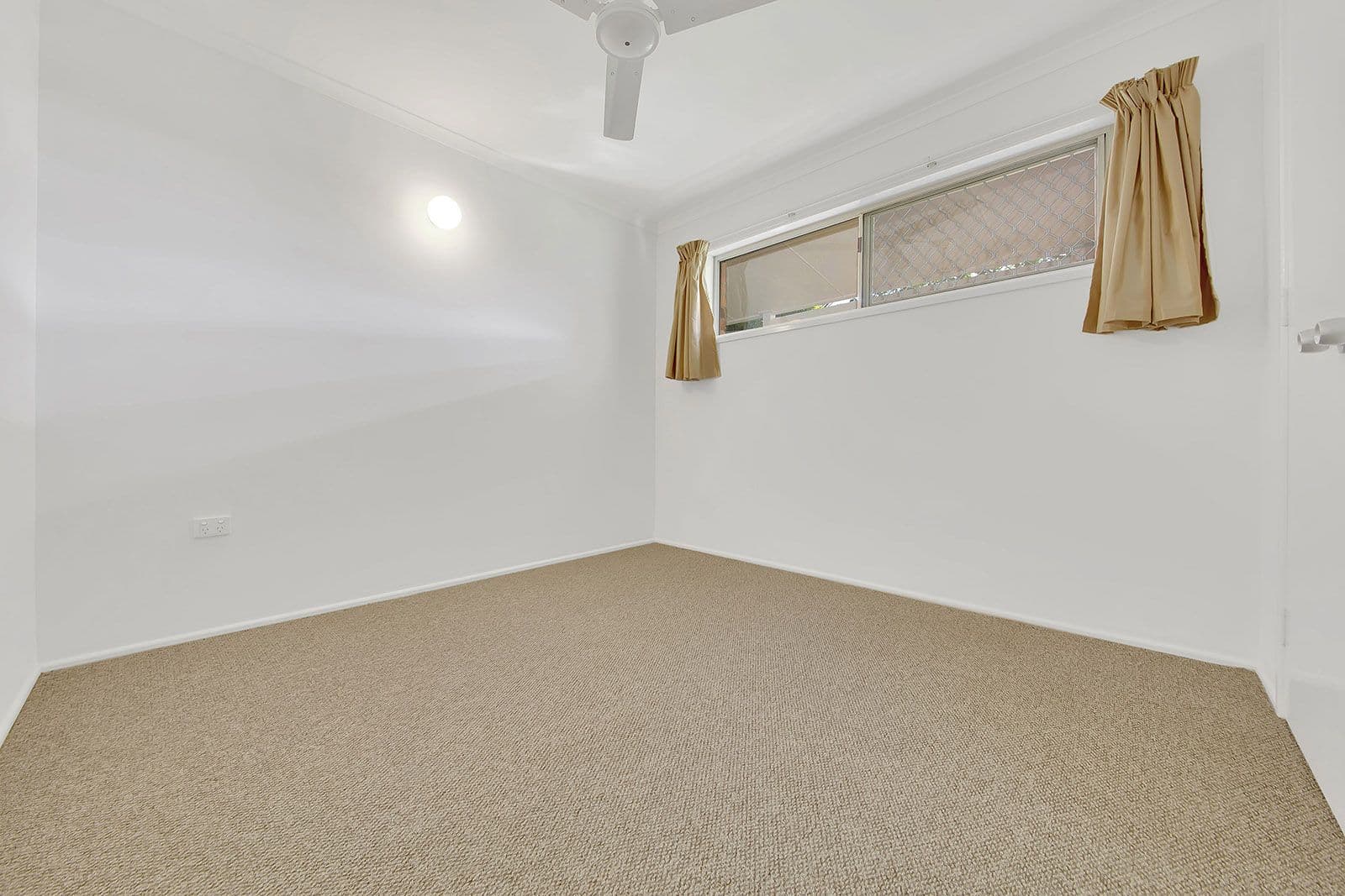 15 Mycumbene Way, Glen Eden QLD 4680, Glen Eden - Thumbnail 7