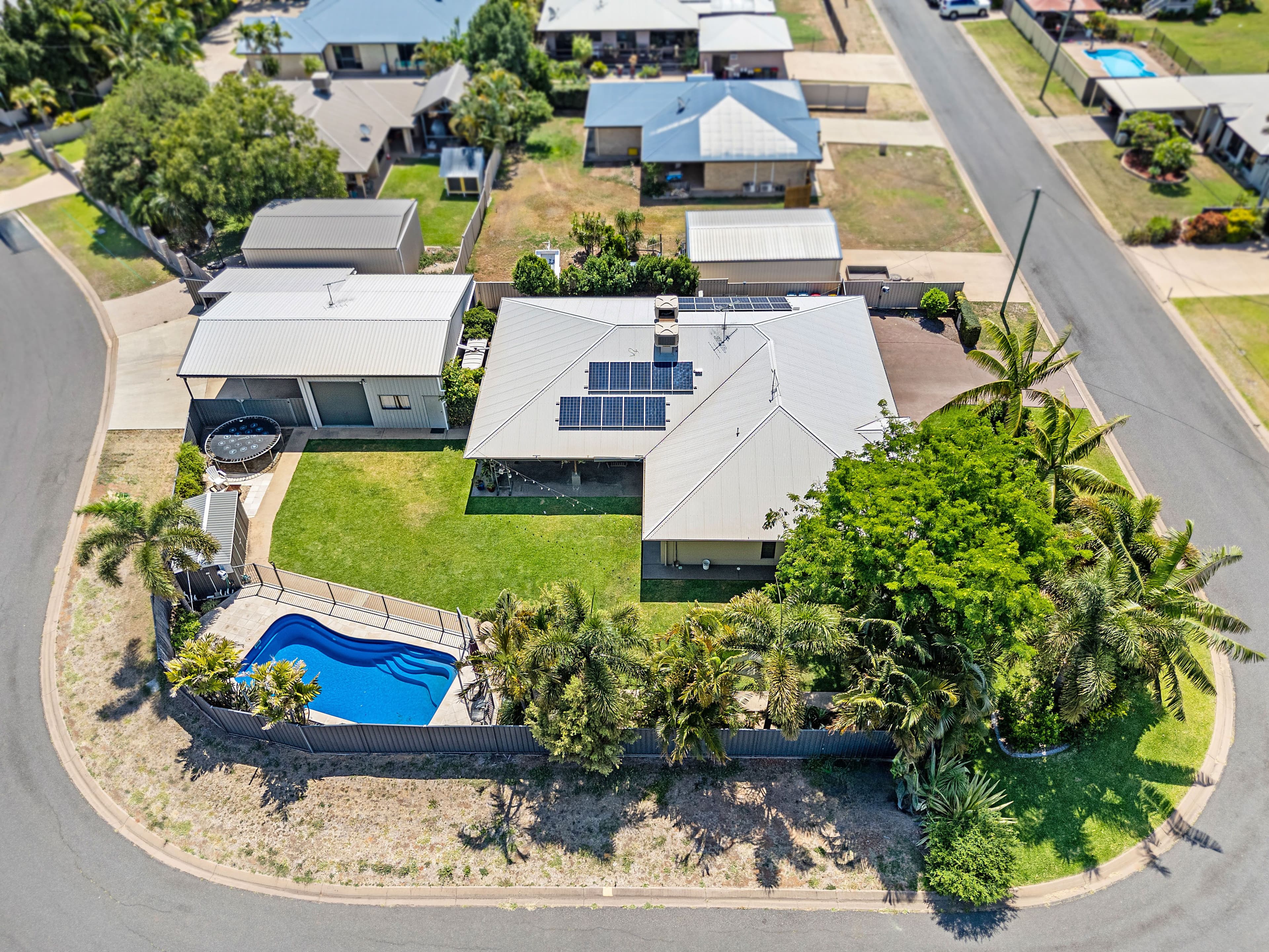 8-10 Joel Ernest Drive, Emerald QLD 4720, Emerald - Thumbnail 2
