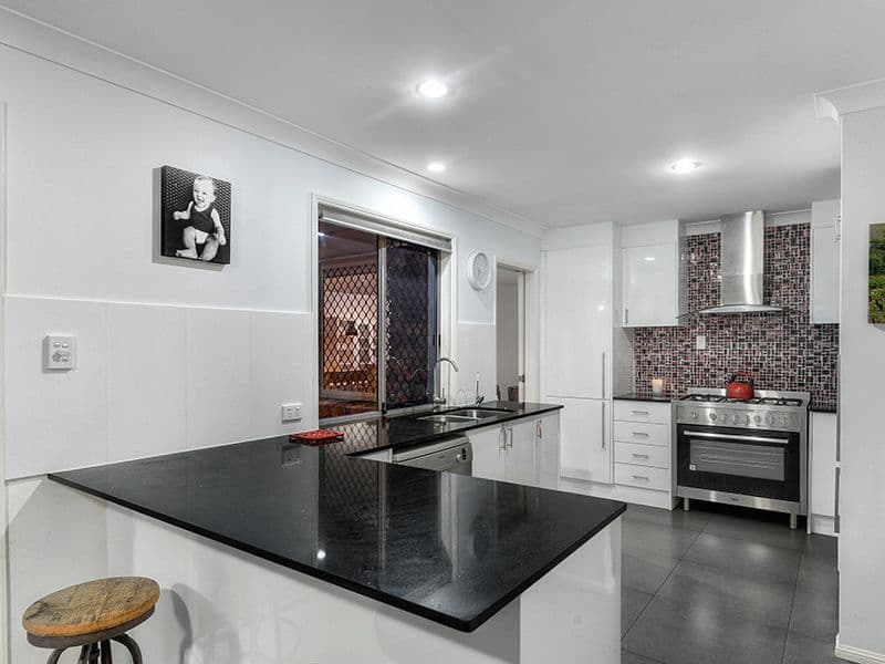 8 Baguette Street, Carina QLD 4152, Carina - Thumbnail 7