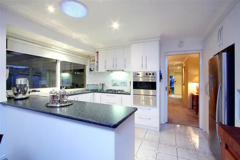 9 Albyn Court, MILL PARK VIC 3082, Mill Park - Thumbnail 4