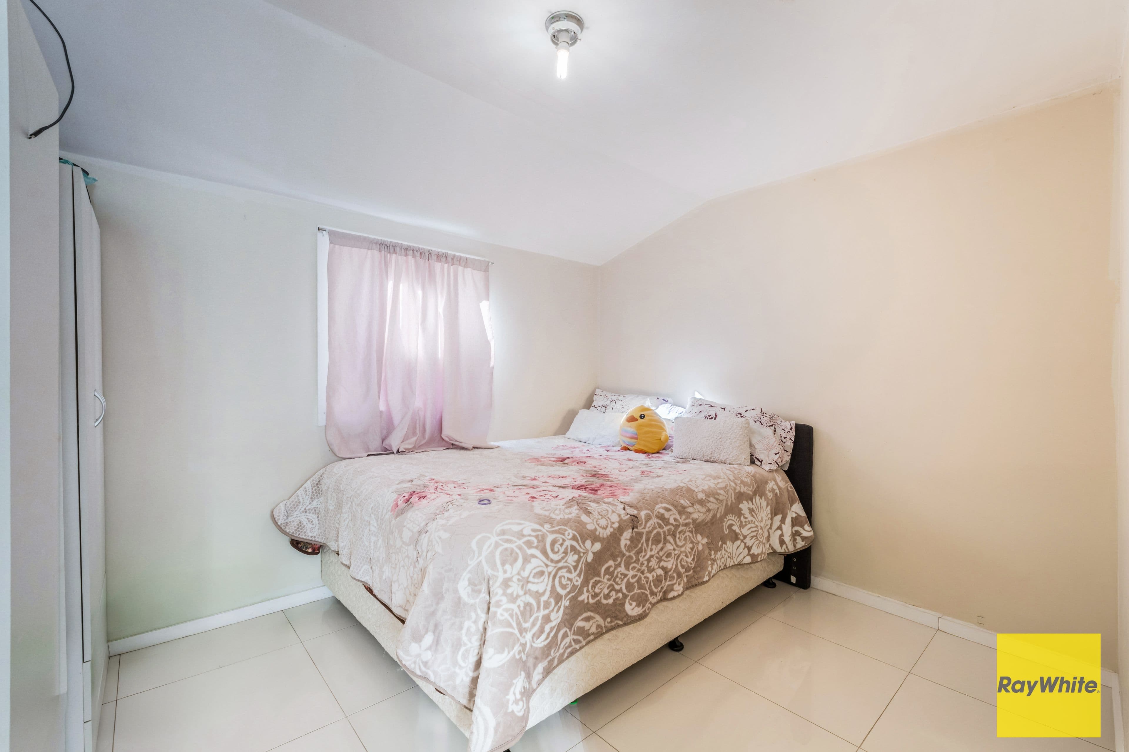 40 Peterlee Road, Canley Heights NSW 2166, Canley Heights - Thumbnail 4