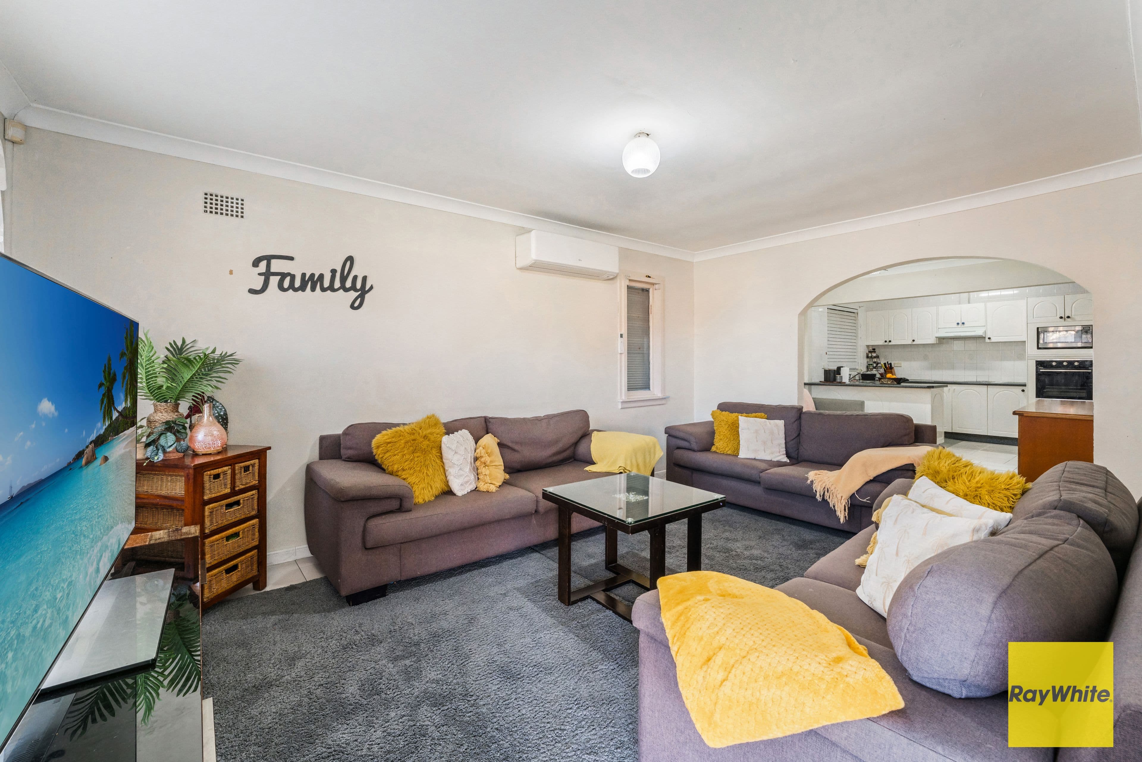 40 Peterlee Road, Canley Heights NSW 2166, Canley Heights - Thumbnail 8
