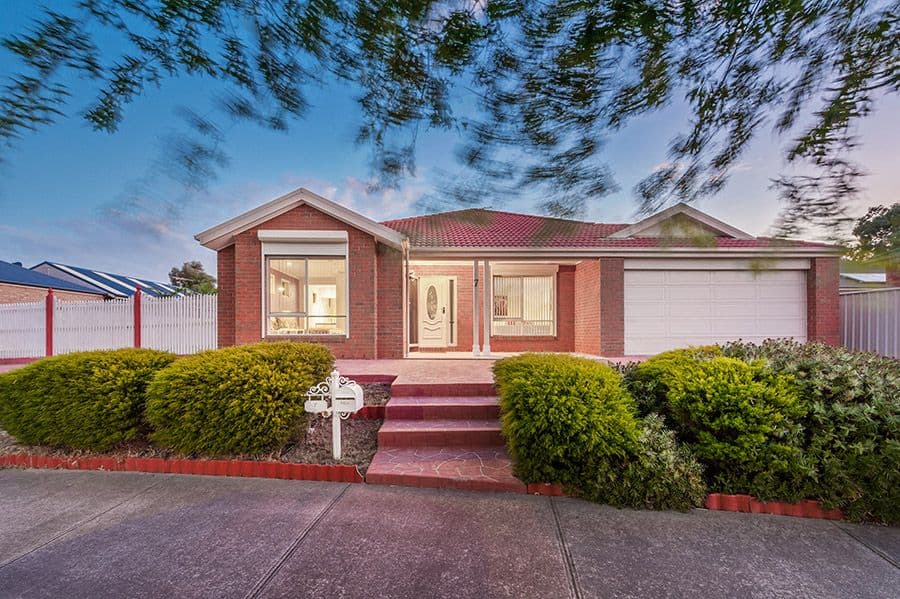 7 Creekwood Drive, Craigieburn VIC 3064, Craigieburn - Image 1