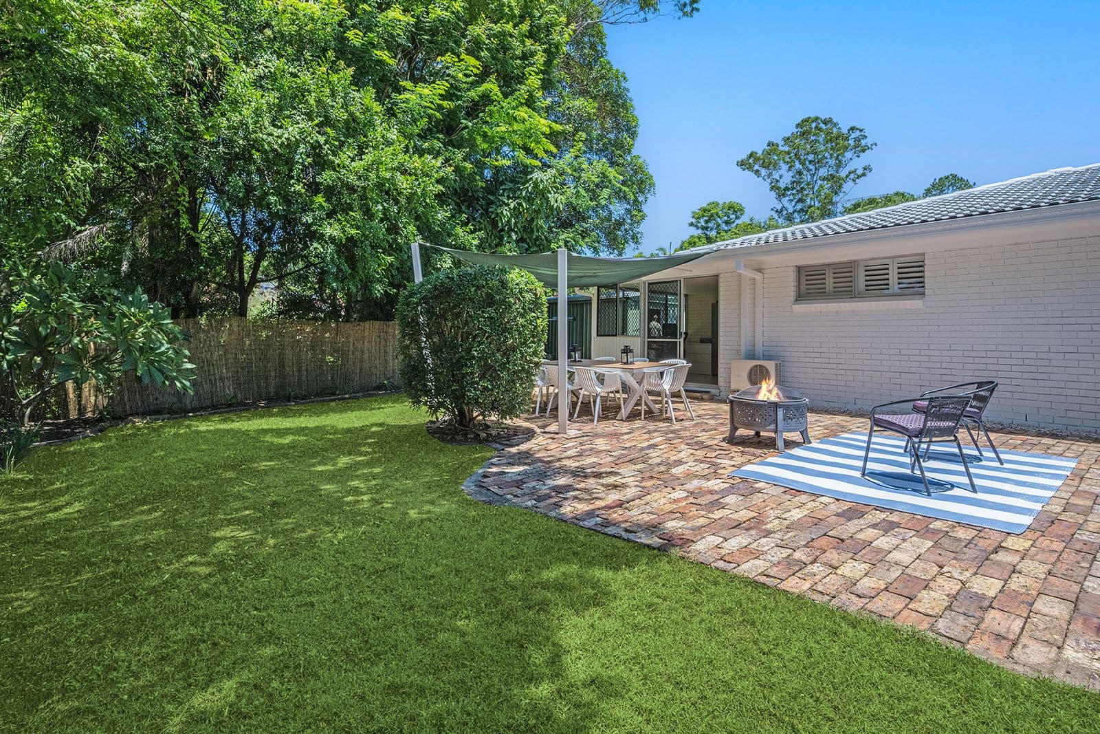 2 Kowhai Street, Kenmore QLD 4069, Kenmore - Thumbnail 3